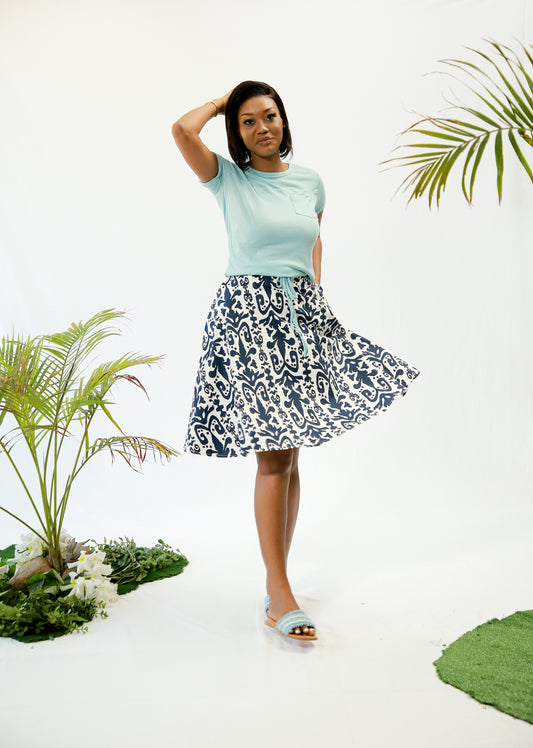 INSPIRE DL773 LDS PRINTED FLARED SKIRT-WHT/NAVY