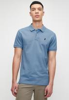 POLO CARTER PLAIN CUSTOM FIT PIQUE S/S GOLFER-P.BLUE