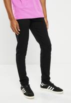 LEVIS A5446-0000 NATIVE CALI ZA SKINNY TAPER JEAN-BLACK